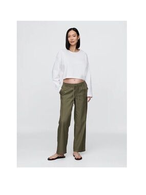 NWOT Gap Easy Maternity Wide leg Pants Sz M